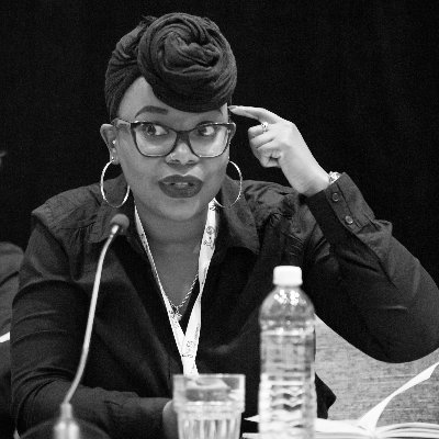 Motivational Speaker. Workshop Facilitator. Spoken Word Artist. Blogger. Coach.
Curating brave spaces-unapologetically.
