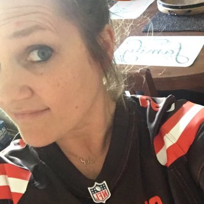 Buckeye, Registered Nurse, mother of two beautiful girls....but most importantly- Cleveland Sports Fan for life!