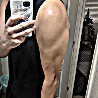 tajheen's profile picture. 19
Class of 2015.
Single