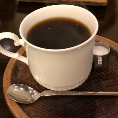 ざーど セブンの強炭酸水レモンいいな ファンタとかの炭酸飲料飲みたいけど太るなーとか思った時に レモン風味の炭酸水によって欲望を満たすことができる あくまで個人の見解です