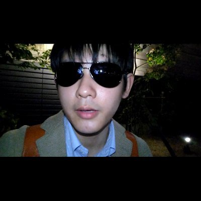 Cantonese Youtuber. Amateur economist. Airport/Train aficionado.
大家好 我是KING 東京大學畢業生（以前嘅account係講廣東話嘅東大學生） 有時我在YouTube上講廣東話 請大家看下啦(^^)/