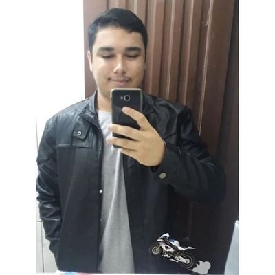 FlmOliveira's profile picture. 