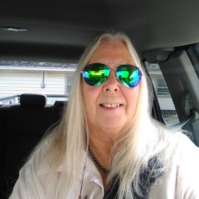 OTR Truck Driver. Conservative Married Woman. Mother of 4 beautiful adult children and grandmother of 6. #MAGA