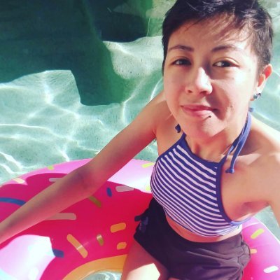 __cloudynight's profile picture. Non-binary; they/them 🌈
Vegan; WFPB 💚