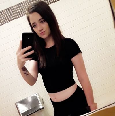 carol_arich's profile picture. 