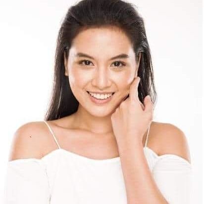 JVEruditeArtist's profile picture. Art Journaler 🎨 Watercolorist | Book Cover Designer & Reviewer https://t.co/UvucGCjQfc