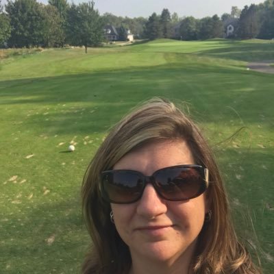 Marketing & Communications manager in the manufacturing world, avid sports fan and Mom to 2 awesone sons!