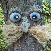 Oldest living Treeman™ | English Major ~Person reading bio, have a good week ❤