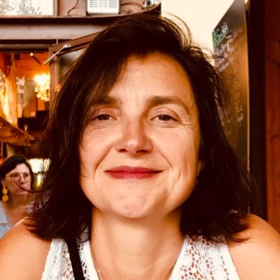 InizanOz's profile picture. Professeur de communication au Lycee Ozenne