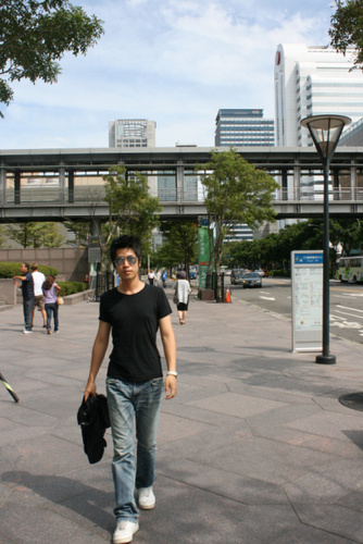 2011 우리투자증권 본사영업부 하계인턴 /동국대학교 국제통상학과/ 2010 KB국민은행 하계인턴/ 동국대 금융투자동아리 RICH 리서치팀장/신한금융투자 서포터즈/매경 세계지식포럼 차세대지식리더/GSSHOP대학생봉사단 1기/하이투자증권 서포터즈 개인1위 우승