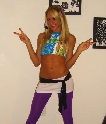 moorecrossfit's profile picture. Hi i'm rachel, i'm a health science student. I'm here to share my fun times here in college