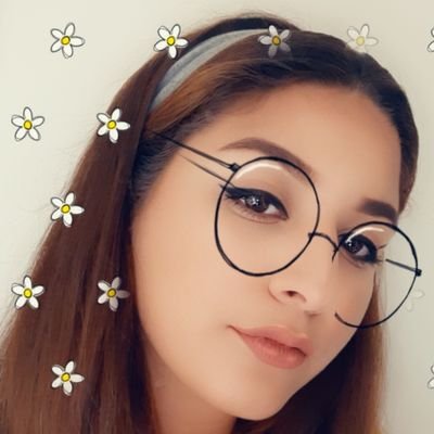 AmandaGlamberts's profile picture. 