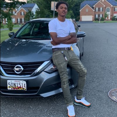 Straps_Reed12's profile picture. I don't wanna fit in👌🏾| IT'S JUST SOCIAL MEDIA‼️ #LLR👼🏾