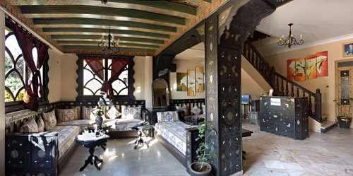 aljasira's profile picture. Al Jasira hôtel est idéalement situé à l entrée de la ville, dans le quartier des dunes, le seul quartier résidentiel