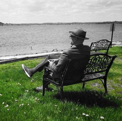 DOperacional's profile picture. Nadie es más que la suma de todos.