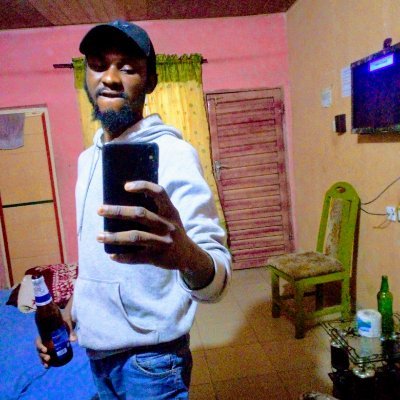 SkelzJ's profile picture. music lover,fashionister and a poultry farm operator

for booking call-:+2348134800374