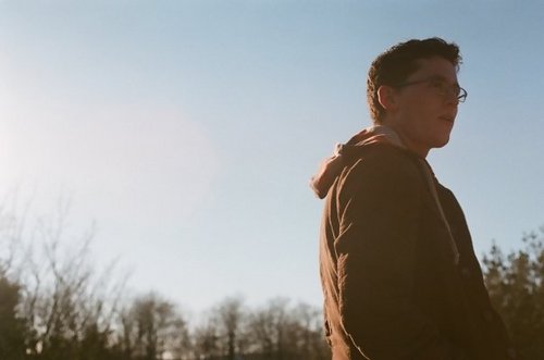 gabefurtado's profile picture. stuck somewhere between classical and indie...