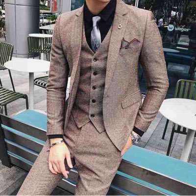 FX1090780742's profile picture. 借金-50万円💸→💰毎月10万円の収益へ💰‼️ ブラック企業で手取り20万を切っていた元社畜がたった1つの行動で収入が倍に激変❗️ ✨翌月から毎月10万✨今では20万を稼げるまで成長！ ▶︎FXの㊙️手法大公開◀︎ ⚠️【10名限定】で【無料レポート・ノウハウ】配布⚠️