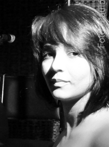 Tatasalmeida's profile picture. A pessoa que mais ama viajar nesse mundo! Sem a música minha vida seria um erro!