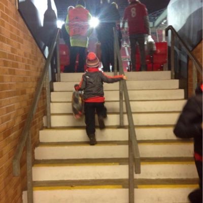 mac_damien's profile picture. south stand dad and lad