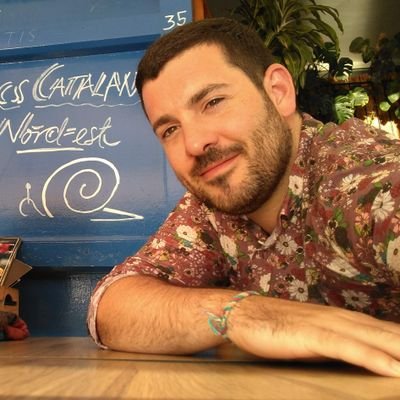 Infermer. Català. Salut, tendresa i República. Sempre endavant!(JC)