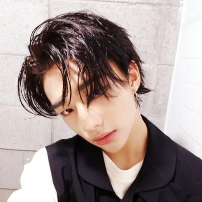 👑 BTS, STRAY KIDS, NCT, TXT 👑 Bangchan my angel 😇 Haechan, Jeongin, Soobin, Taehyung bias 💜💜💜 They have the best of me 🌈🌈🌈