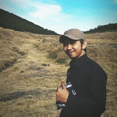 APadhly's profile picture. 