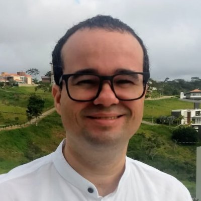 Professor at UFCG/Campina Grande/Brazil. Recommender Systems and Machine Learning Researcher. Tweets in EN and PT-BR.