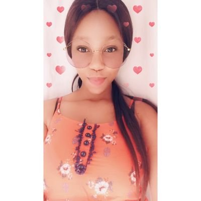 PHENOMENAL😍
Down to earth babe😊❤❤
Soccer fanatic⚽💯