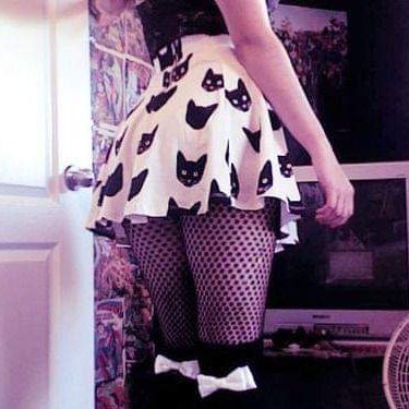 spookybabe666's profile picture. Littlespace👣🍼🍭 Pastelgoth🦄 Spookyseason👻 Aesthetic👽