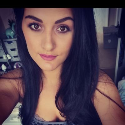 JadeSavins's profile picture. 