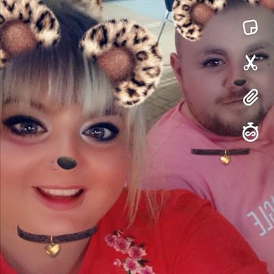 RachaelEarley's profile picture. la maison et ou le coeur est 😊
bryan🤩🤩