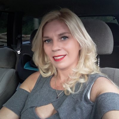 Evon79603333's profile picture. 