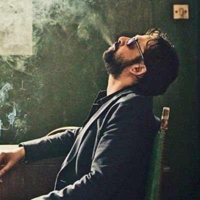 فرحان زعلان متفائل متناقض بيتشقلب حالى فى ثوانى
كان فيه ثورة♡
بص ياعم
الانسانيه اهم من كل حاجهِّ✌