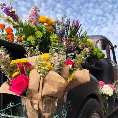 OrchardLane614's profile picture. We are a full service #florist in #ColumbusOhio #Clintonville specializing in #weddings and events.