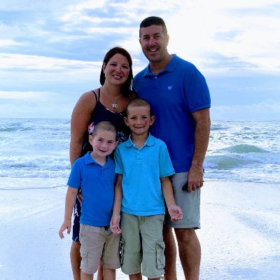 julia_mcguckin's profile picture. Wife.MomofBoys.ElementaryTechTeacher