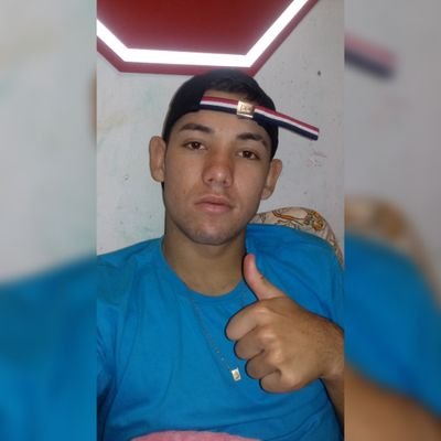 Muitas vezes eu desisti sem mesmo tentar, pensei em fugir, para não enfrentar, sorri para não chorar💪😎