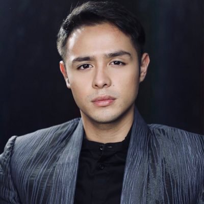 We are the MARTINATICS! The 1st OFFICIAL FANSCLUB & Your #1 SOURCE about MARTIN DEL ROSARIO! (05-25-2010)