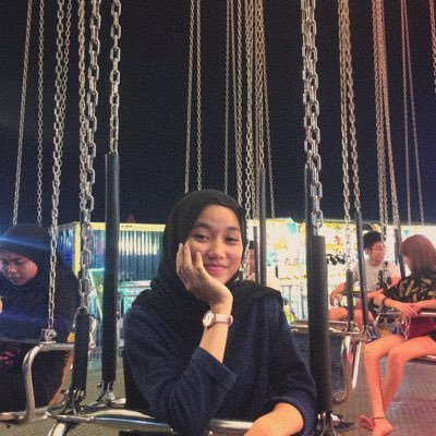 sicomeyyy_'s profile picture. terasa nak sedap , nikmat taksempat . wait , what ? 😜