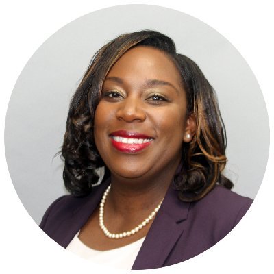 Story teller. Adventure seeker. PR & External Affairs SVP @cincinnatimetro, District PRSA director & past @cincinnatiprsa president. @XavierUniv #FortyUnder40