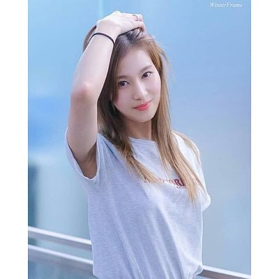 LOVE twice sana tzuyu