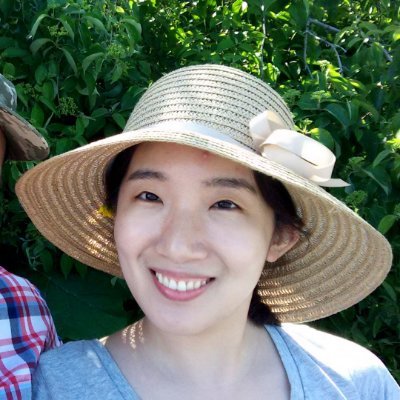 carolineleeSK's profile picture. Lifelong learner and educator. Writer. Sky-gazer with a critical weakness for all things cute. A bundle of contradictions. @RyersonFCS