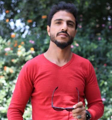 MUsHS04dFMitIFz's profile picture. يا رب قرّبني إليك واغمر قلبي بمحبّتك ؛ وامنحني _نورا_ في دربي .. *يقودني* إلى جنتك .. ياا _الله_