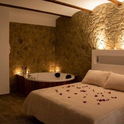 Exquisito alojamiento privado pensado y diseñado para una pareja. Donde podrás disfrutar de relax y confort... +info: 722105852
https://t.co/npkzZBohqX