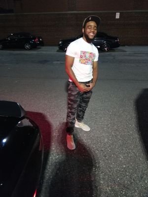 PMoney0007's profile picture. 