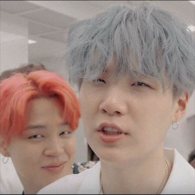 Estoy tan enamorada de #ParkJimin y #HyunJin love you Guys Bangtan my life, Stray Kids my Love, Ateez art
My Sunshine @CarlyHoseok