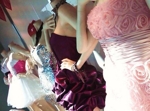 MintCollection's profile picture. Mint Collection has been dressing everyone from Hollywood starlets to everyday glam girls.  Let us help you shine at your next event!