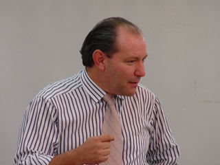 Egresado de Ipade AD2. Director de Pi-Factor Humano
