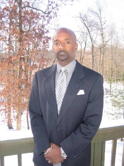 Realtor, Network Engineer, Dad/Hubby, Howard Univ grad, Omega Psi Phi, PHA Mason, GA native, Runner/Marathoner, RE Investor, & BIG Trini fan!  :