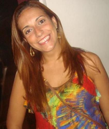 Carioca, Vascaína, Apaixonada pela Vida e por todos que fazem dela a Maravilha de cada Dia! =)
